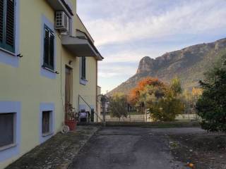 Villa in in vendita da privato a terracina via appia antica, 57