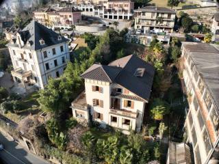 Villa in vendita a omegna via luigi comoli