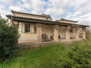 Villa in vendita a ferrara spinazzino, 170