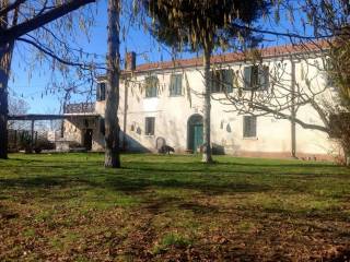 Villa in vendita a ferrara via aldo chiorboli, 41