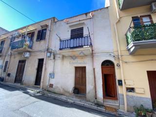 Casa indipendente in vendita a castellammare del golfo via san giuseppe