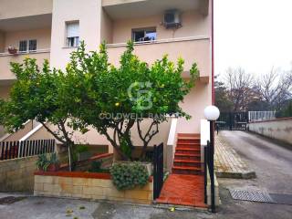 Villa in vendita a caserta via l. pasteur, 22