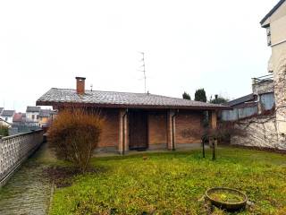 Villa in vendita a balzola via felice aima, 10