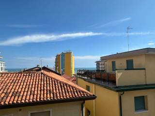 Appartamento in vendita a jesolo via dante alighieri, 9