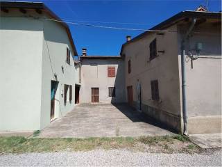 Casa indipendente in vendita a castell'arquato 