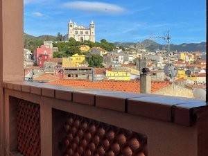 Casa indipendente in vendita a cuglieri via vescovo canu