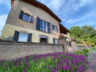 Casale in vendita a langhirano strada malacria