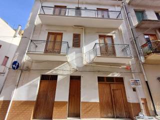 Casa indipendente in vendita a castellammare del golfo via brindisi, 14