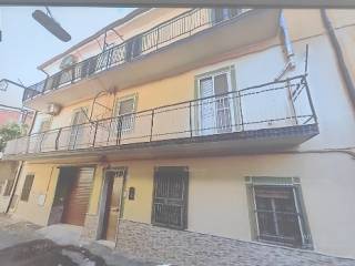 Appartamento all'asta a crotone via bellavista, 14, 88900 papanice kr, italia