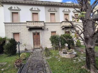 Villa in vendita a campi bisenzio 