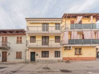 Casa indipendente in vendita a villanova d'asti via san martino, 35