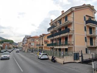 Garage in vendita a ceriale via aurelia, 65