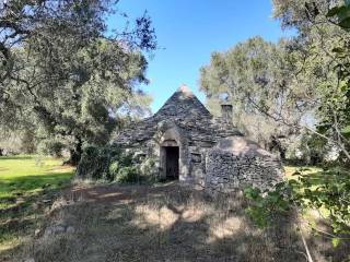 Rustico in vendita a ceglie messapica contrada votano russo s.n.c.