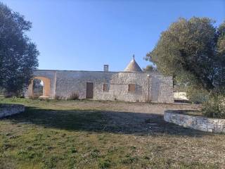 Villa in vendita a martina franca contrada falcecchia s.n.c.