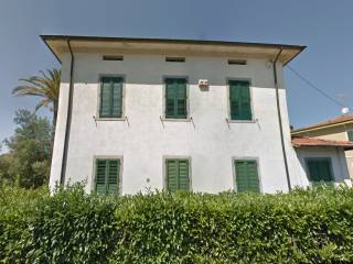 Villa bifamiliare all'asta a pescia via delle cartiere, 1