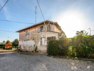 Casa indipendente in vendita a baricella via savena vecchia 235