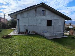 Villa in vendita a villafranca in lunigiana via chiusura