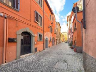 Appartamento in vendita a nepi via garibaldi, 33