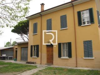 Villa in vendita a cervia via ragazzena