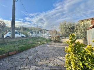 Casa indipendente in vendita a carmignano via baccheretana, 592