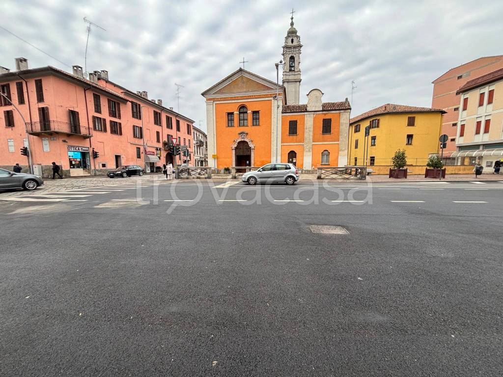 immagine annuncio 1 di 15