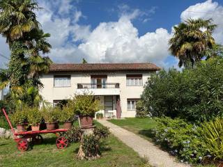 Casa indipendente in vendita a gradisca d'isonzo via lungo fiume, 6