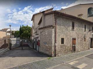 Garage in affitto a terni 