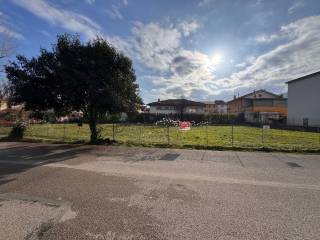 Terreno residenziale in vendita a schio via alcide de gasperi