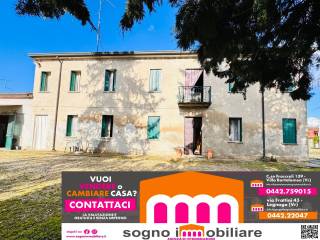 Villa bifamiliare in vendita a cerea via roma