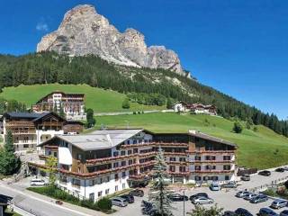 Appartamento in vendita a corvara in badia strada sassongher, 34