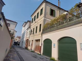 Casa indipendente in vendita a cittadella via tezzon