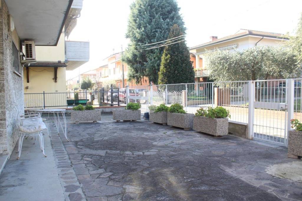 immagine annuncio 2 di 12