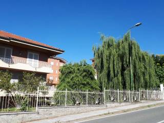 Negozio in vendita a costigliole d'asti strada canelli s.n.c.