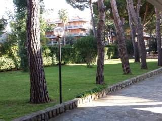 Garage in vendita a bordighera via giulio cesare, 57b