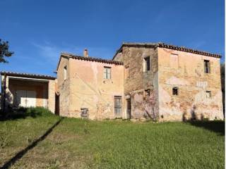 Cascina in vendita a barbara 