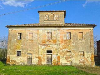 Rustico all'asta a montepulciano località acquaborra