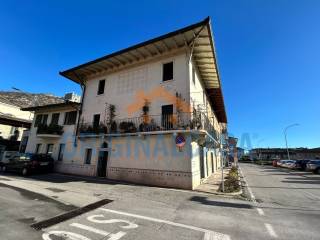 Negozio in affitto a mazzano viale conti emili