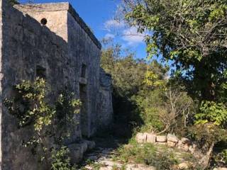 Rustico all'asta a fasano strada vicinale gordini - zona selva di fasano