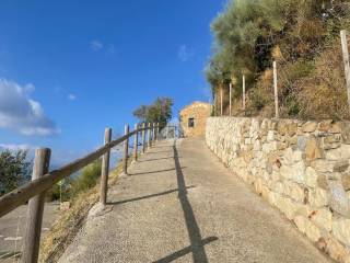 Terreno residenziale in vendita a perinaldo frazione suseneo chiesa