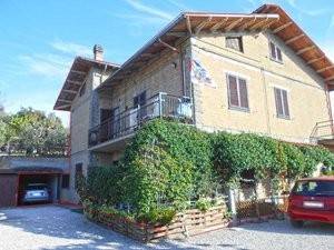 Villa all'asta a chiusi fraz. querce al pino, via casalpino e via casaccia ; via casalpino ; fraz. querce al pino, via casalpino e via casaccia , 53043