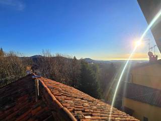 Casa indipendente in vendita a biella strada canton cavallo, 29