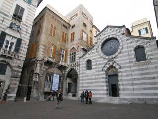 Appartamento in affitto a genova salita di san matteo, 19