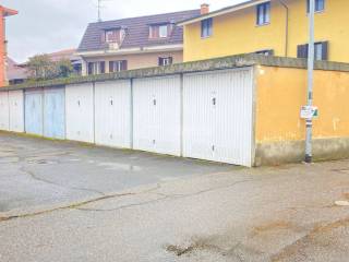 Garage in vendita a brandizzo via f.lli sussetto 23