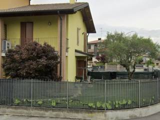 Villa all'asta a soncino via brescia, 11/d