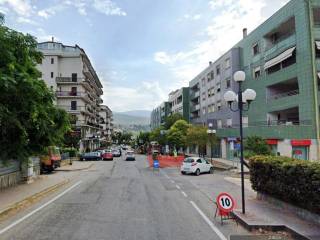 Negozio in vendita a rende via genova