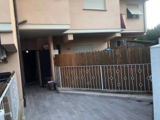 Villa a schiera in in vendita da privato a santa marinella via elcetina, 4