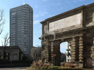 Negozio in affitto a milano corso di porta romana