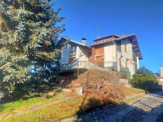 Villa in vendita a gozzano via per arona