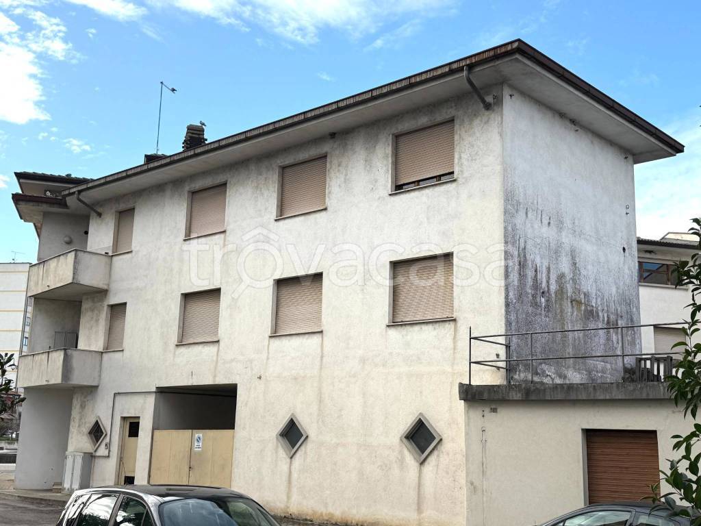 immagine annuncio 7 di 8