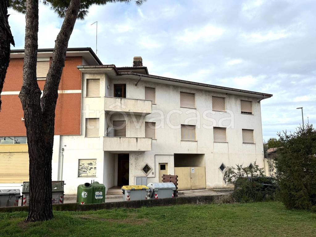immagine annuncio 5 di 8